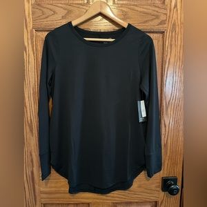 Small. Oversized. Athletic shirt. Gap.